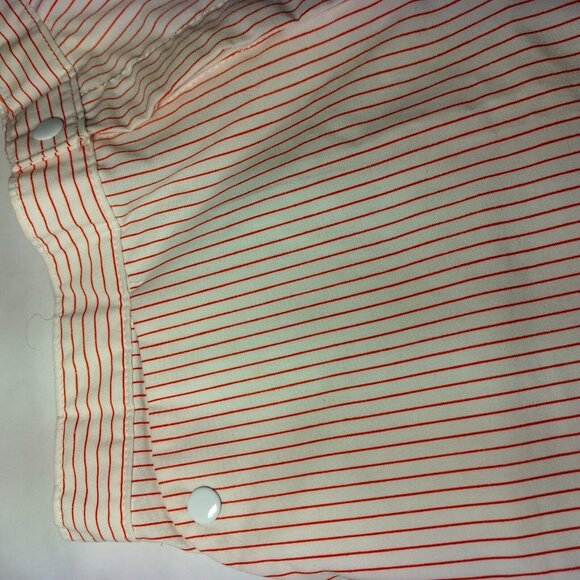 Vintage 1960s Shorts Women Size 11 White Red Striped Snap Pockets Hong Kong READ - Picture 7 of 15